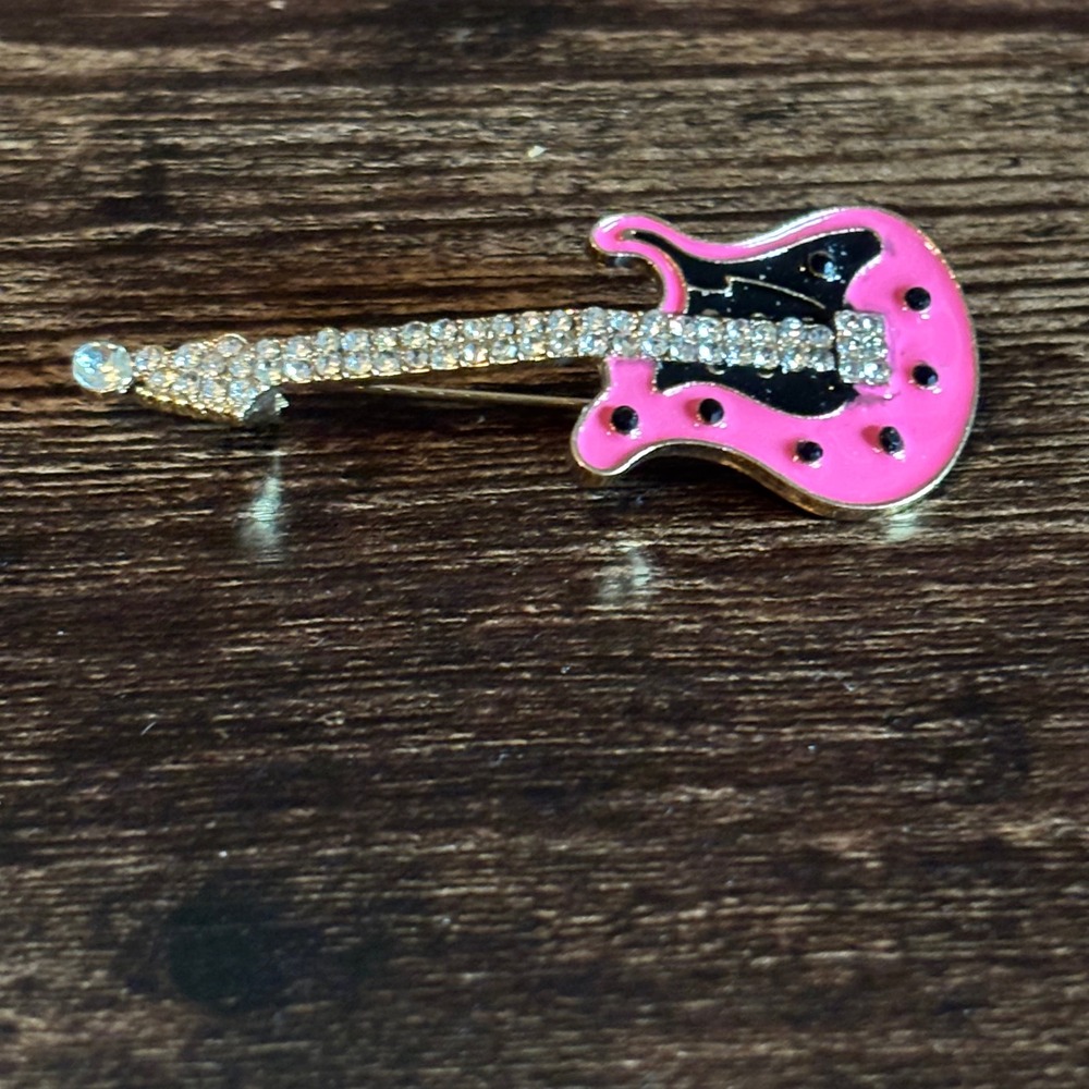 Pink Electric Guitar Brooch Rhinestone Enamel Rock Star Pin Gold Tone Accessory